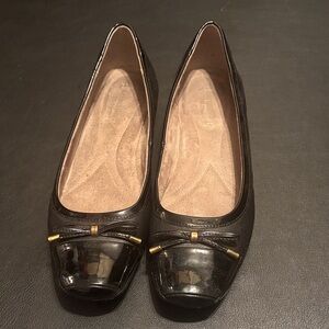 Naturalizer Black Patent Flats with Bow Detail